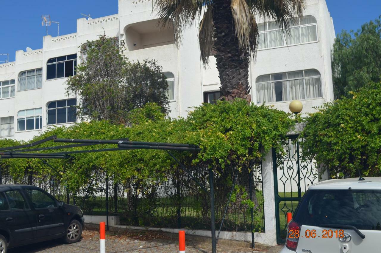 Vilamoura-nautic Apartment *